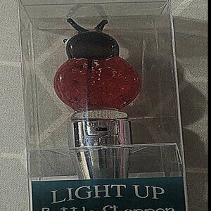 Light Up Ladybug Wine Bottle Stopper - Glass Ladybug Shaped Bottle Stopper - NEW